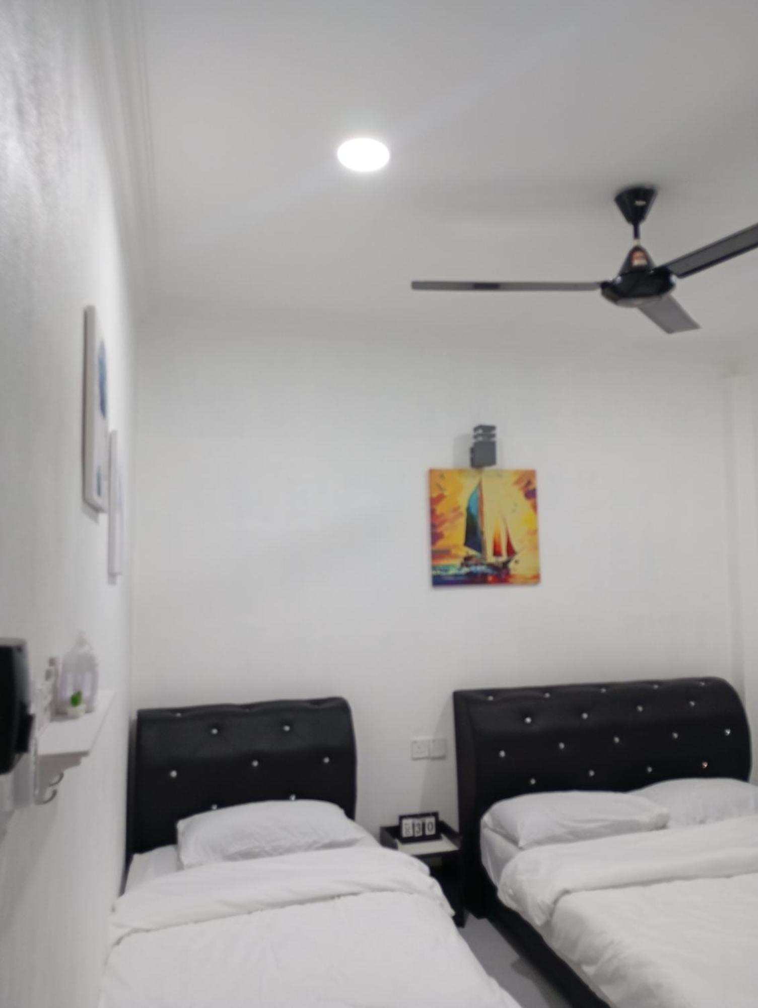 Roomstay By Abe Cottage Kampung Kuala Besut Phòng bức ảnh